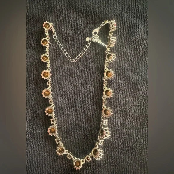 Betsey Johnson Pink Crystal Bows Jewel Gold Cupcake Stone Necklace - Picture 3 of 6